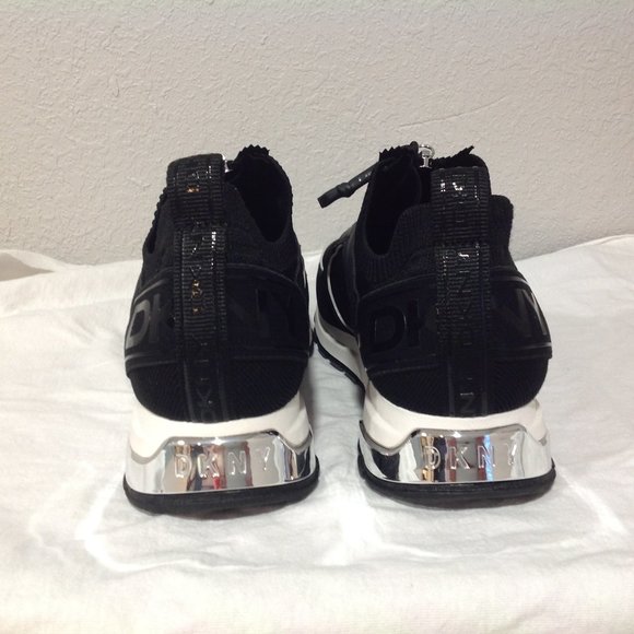 NEW DKNY Mobi zip top sneakers 9.5 - Picture 5 of 7